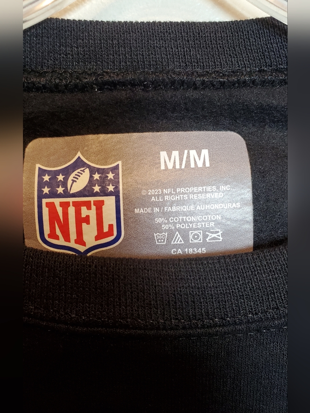364. NWT - NFL Team Apparel - Philadelphia Eagles Stiched Camo Sweatshirt - Picture 3 of 8